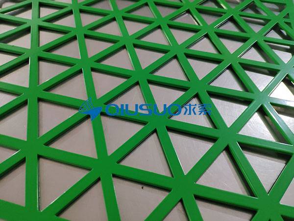 Наши треугольные отверстия перфорированные алюминиевые панели для ссылки клиента