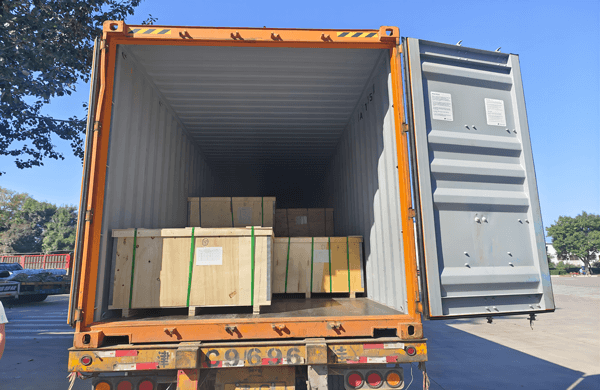 O grip safety gratings are placed in a container for shipping.