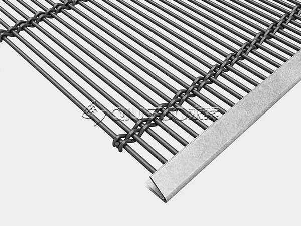 Slotted opening self-cleaning screen mesh bonded with metal wire