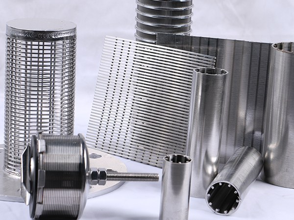 9 tipos de productos de pantalla de alambre de cuña en diferentes formas se colocan en el suelo.